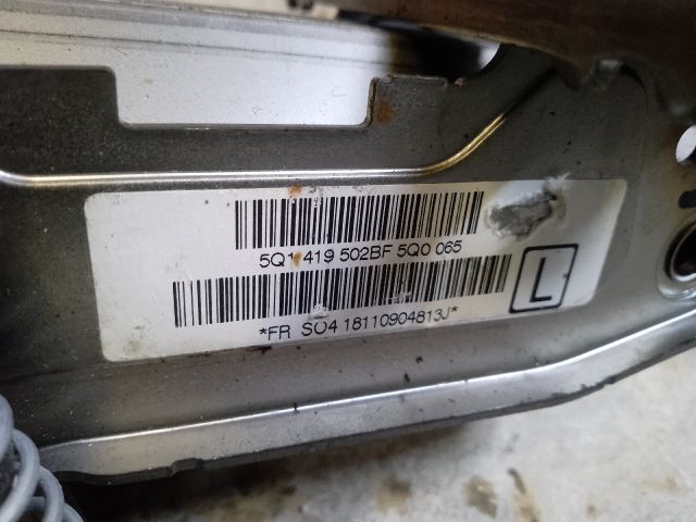 bontott VW GOLF VII Kormányoszlop