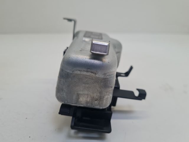 bontott VW GOLF VII Kormányzár (Elektromos)