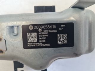 bontott VW GOLF VII Kormányzár (Elektromos)