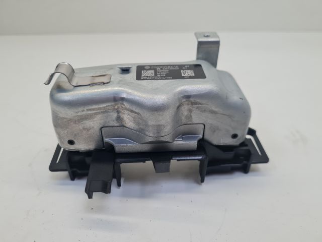 bontott VW GOLF VII Kormányzár (Elektromos)