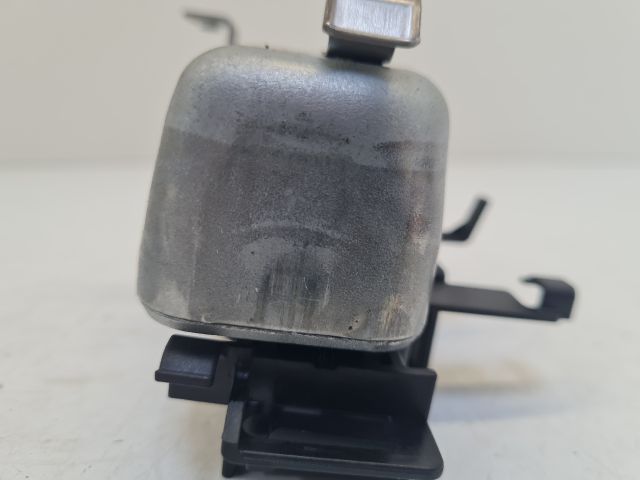 bontott VW GOLF VII Kormányzár (Elektromos)