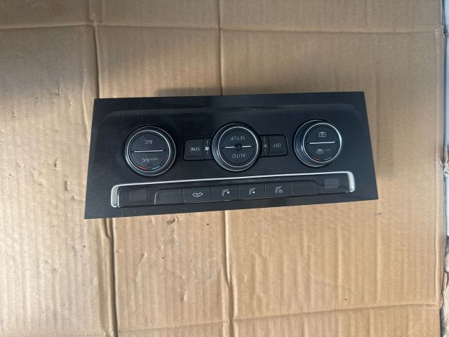 bontott VW GOLF VII Középkonzol Vezérlő Panel