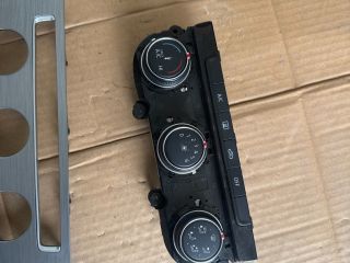 bontott VW GOLF VII Középkonzol Vezérlő Panel