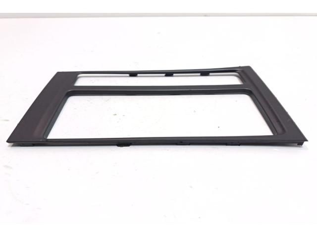 bontott VW GOLF VII Középső Kardánbox Burkolat