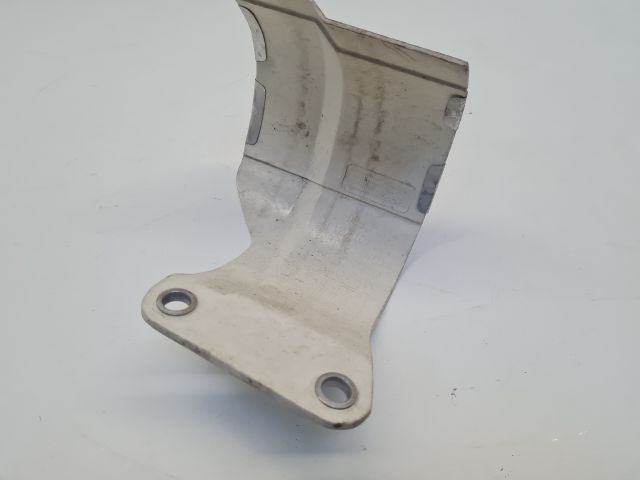 bontott VW GOLF VII Középső Kipufogó Dob Hővédő Lemez