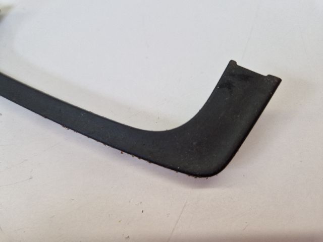 bontott VW GOLF VII Középső Műszerfal Díszléc