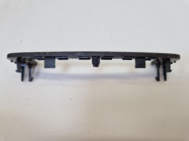 bontott VW GOLF VII Középső Műszerfal Díszléc