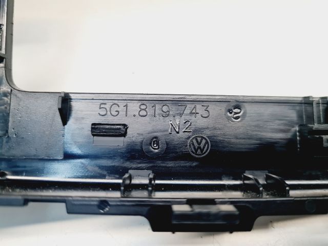 bontott VW GOLF VII Középső Szellőző