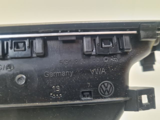 bontott VW GOLF VII Középső Szellőző