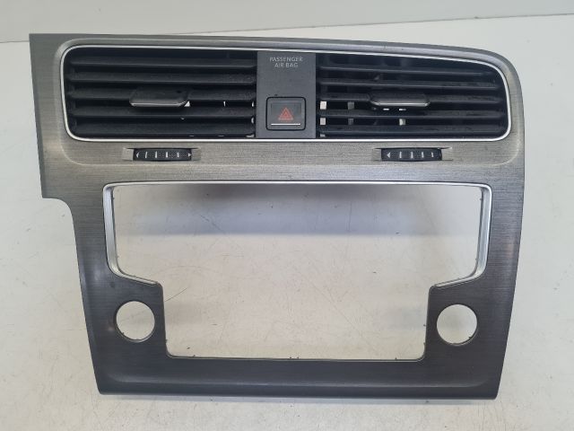 bontott VW GOLF VII Középső Szellőző