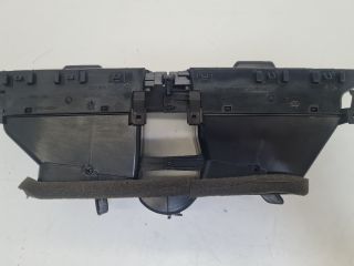 bontott VW GOLF VII Középső Szellőző