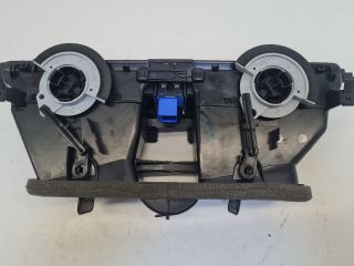 bontott VW GOLF VII Középső Szellőző