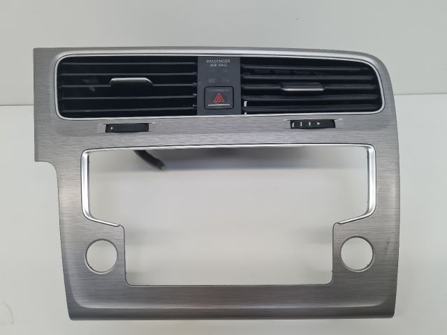 bontott VW GOLF VII Középső Szellőző