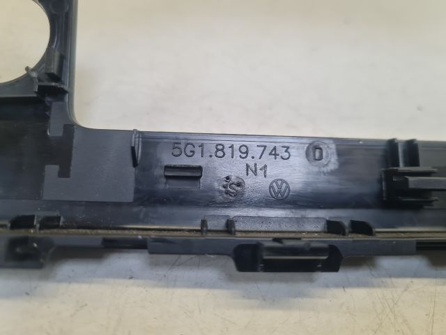 bontott VW GOLF VII Középső Szellőző