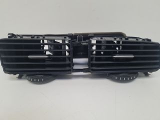 bontott VW GOLF VII Középső Szellőző