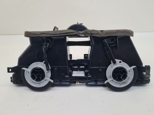 bontott VW GOLF VII Középső Szellőző