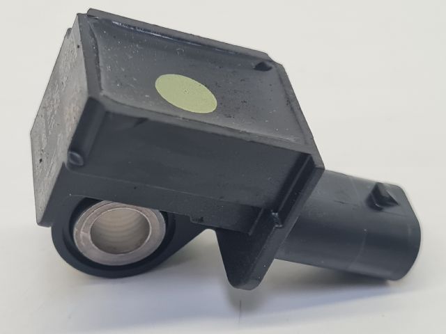 bontott VW GOLF VII Központi Ütközés Érzékelő