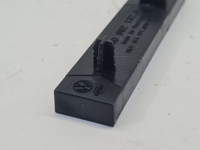 bontott VW GOLF VII Központizár Antenna