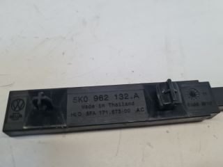 bontott VW GOLF VII Központizár Antenna