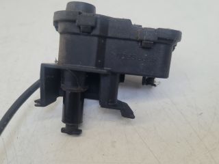 bontott VW GOLF VII Központizár Motor Csomagtérajtó