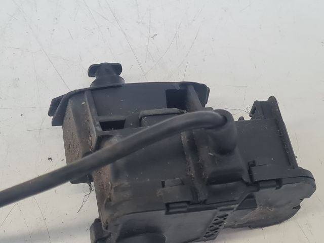 bontott VW GOLF VII Központizár Motor Csomagtérajtó