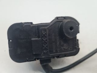 bontott VW GOLF VII Központizár Motor Tankajtó