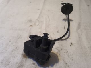 bontott VW GOLF VII Központizár Motor Tankajtó