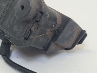 bontott VW GOLF VII Központizár Motor Tankajtó