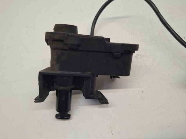 bontott VW GOLF VII Központizár Motor Tankajtó