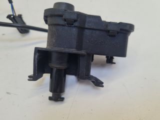 bontott VW GOLF VII Központizár Motor Tankajtó