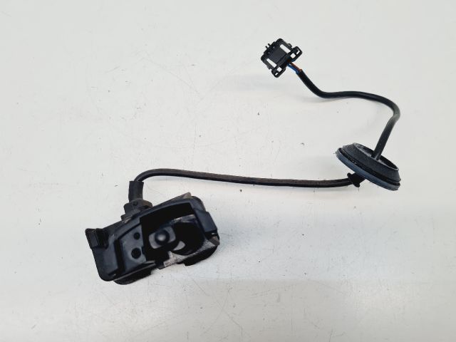 bontott VW GOLF VII Központizár Motor Tankajtó