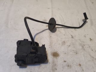 bontott VW GOLF VII Központizár Motor Tankajtó