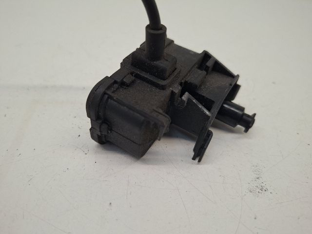 bontott VW GOLF VII Központizár Motor Tankajtó