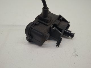 bontott VW GOLF VII Központizár Motor Tankajtó