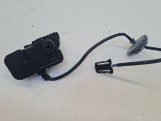 bontott VW GOLF VII Központizár Motor Tankajtó