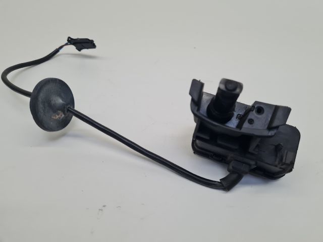 bontott VW GOLF VII Központizár Motor Tankajtó