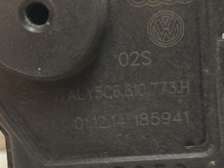 bontott VW GOLF VII Központizár Motor Tankajtó