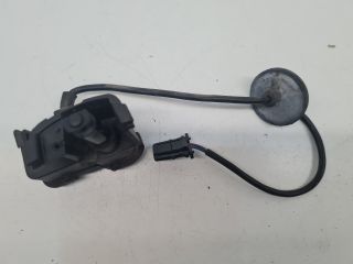 bontott VW GOLF VII Központizár Motor Tankajtó