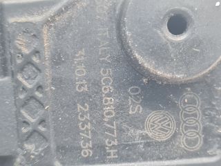 bontott VW GOLF VII Központizár Motor Tankajtó