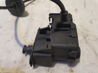 bontott VW GOLF VII Központizár Motor Tankajtó