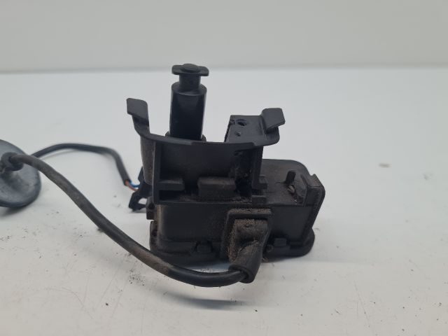 bontott VW GOLF VII Központizár Motor Tankajtó