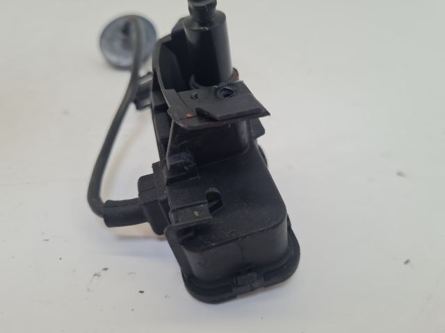 bontott VW GOLF VII Központizár Motor Tankajtó