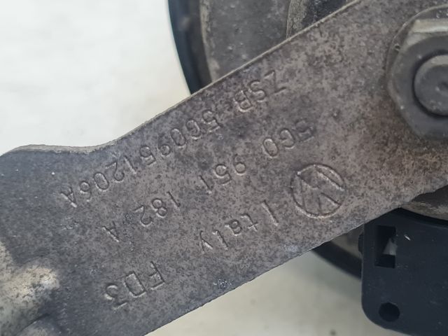 bontott VW GOLF VII Kürt