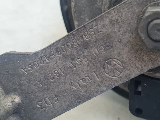 bontott VW GOLF VII Kürt