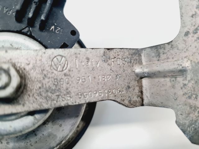 bontott VW GOLF VII Kürt