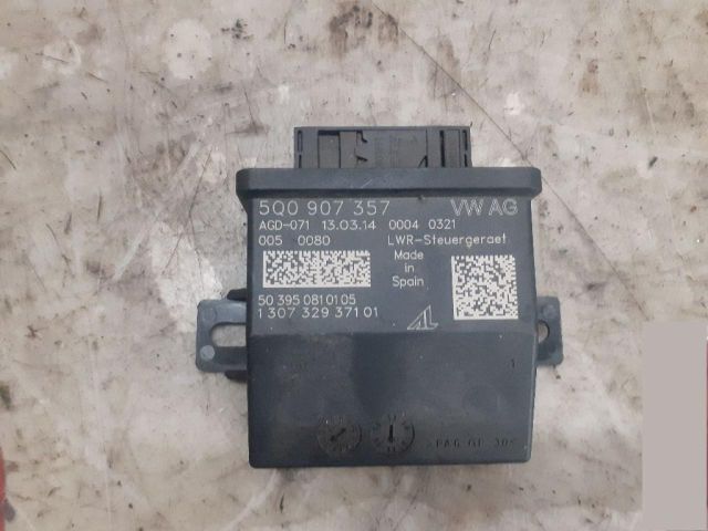 bontott VW GOLF VII Lámpa Vezérlő