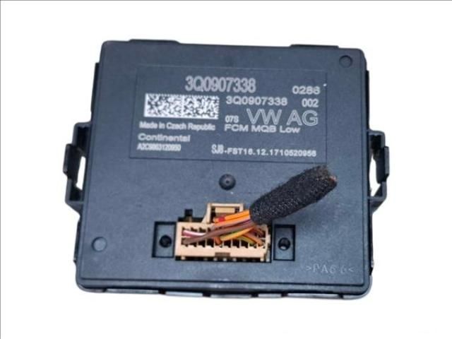 bontott VW GOLF VII Lámpa Vezérlő