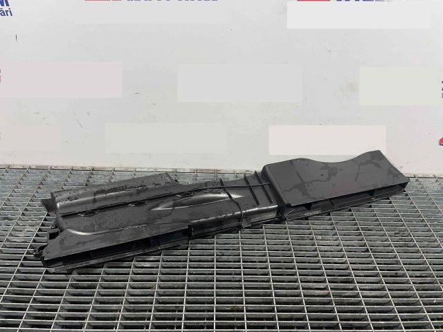 bontott VW GOLF VII Légterelő