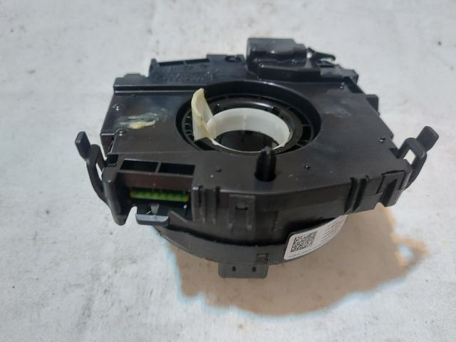 bontott VW GOLF VII Légzsák Átvezető Szalagkábel