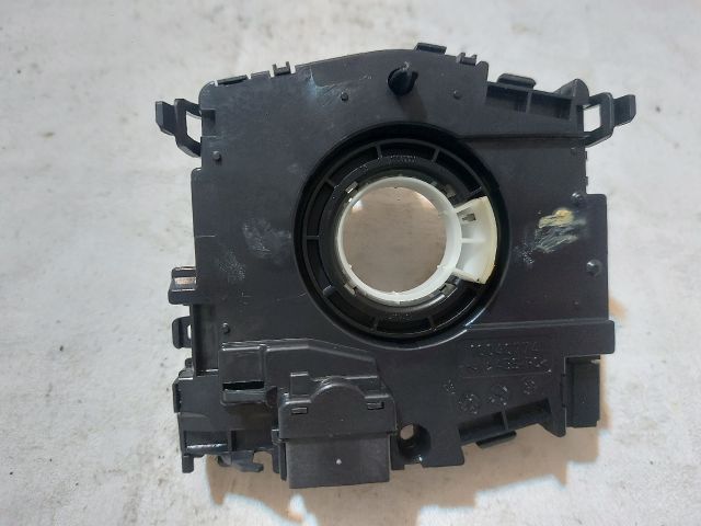 bontott VW GOLF VII Légzsák Átvezető Szalagkábel